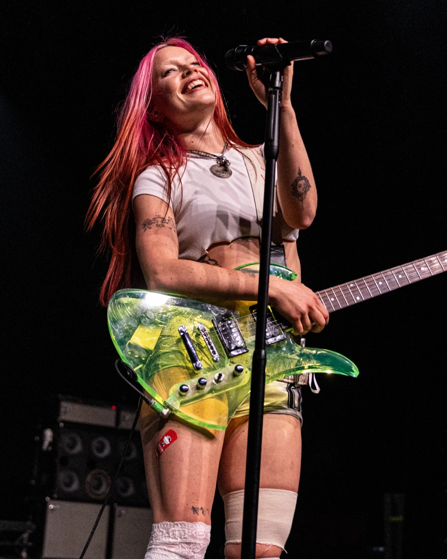 Wet Leg at Brooklyn Paramount