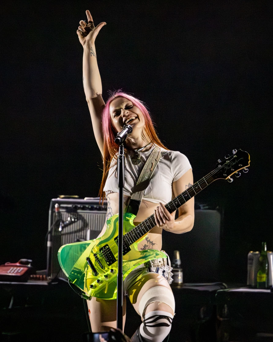 Wet Leg at Brooklyn Paramount