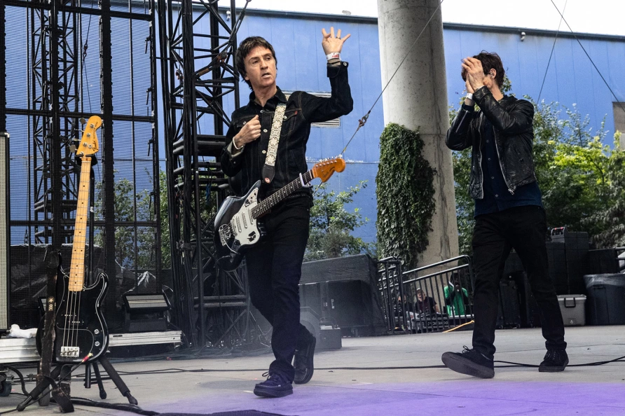 Johnny Marr at CBGB Fest at Under the K Bridge