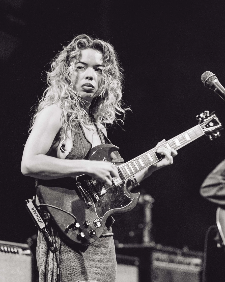 Nilüfer Yanya at Kings Theatre
