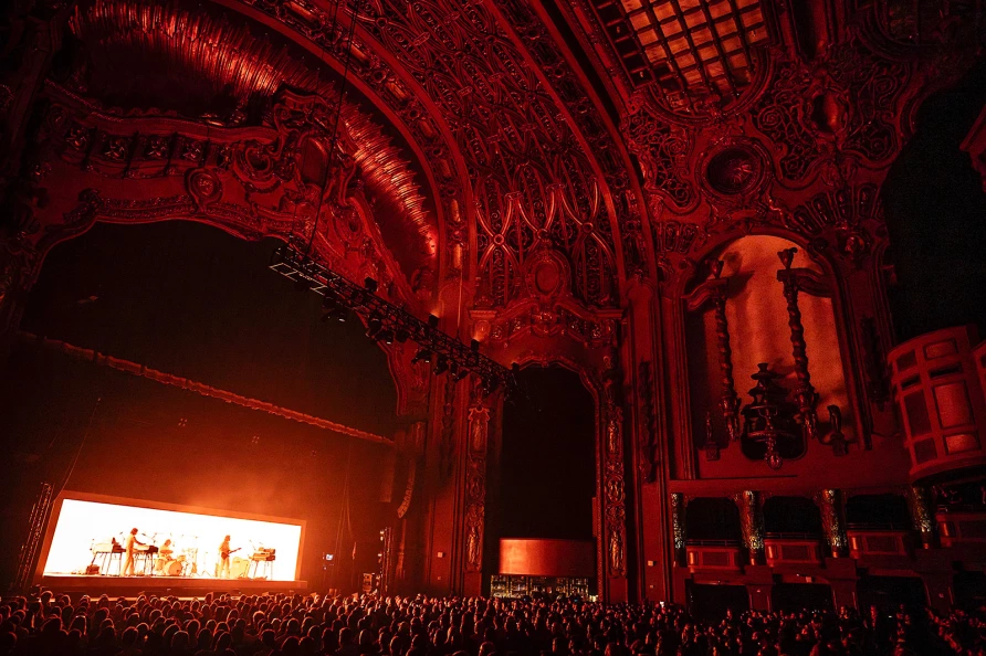 Air at Brooklyn Paramount