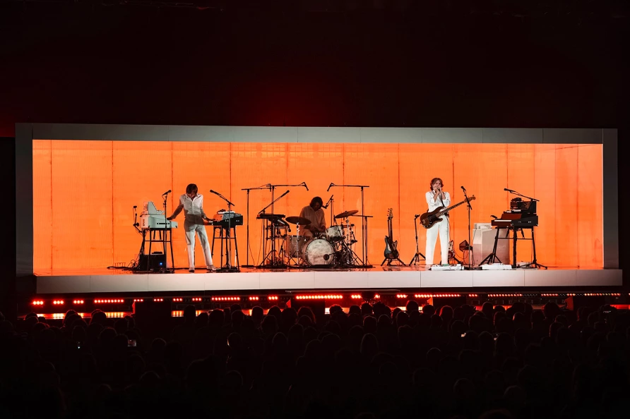 Air at Brooklyn Paramount