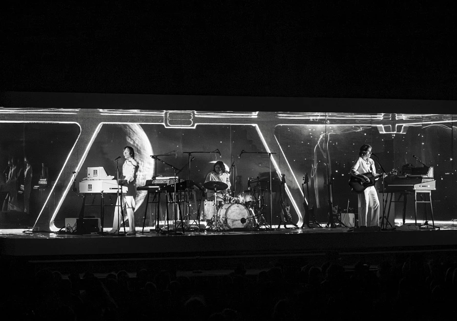 Air at Brooklyn Paramount