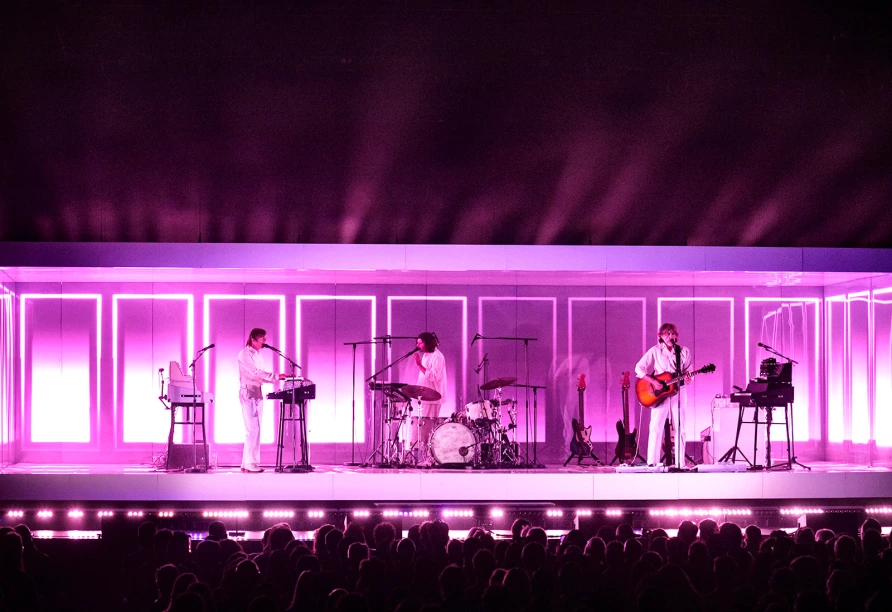 Air at Brooklyn Paramount