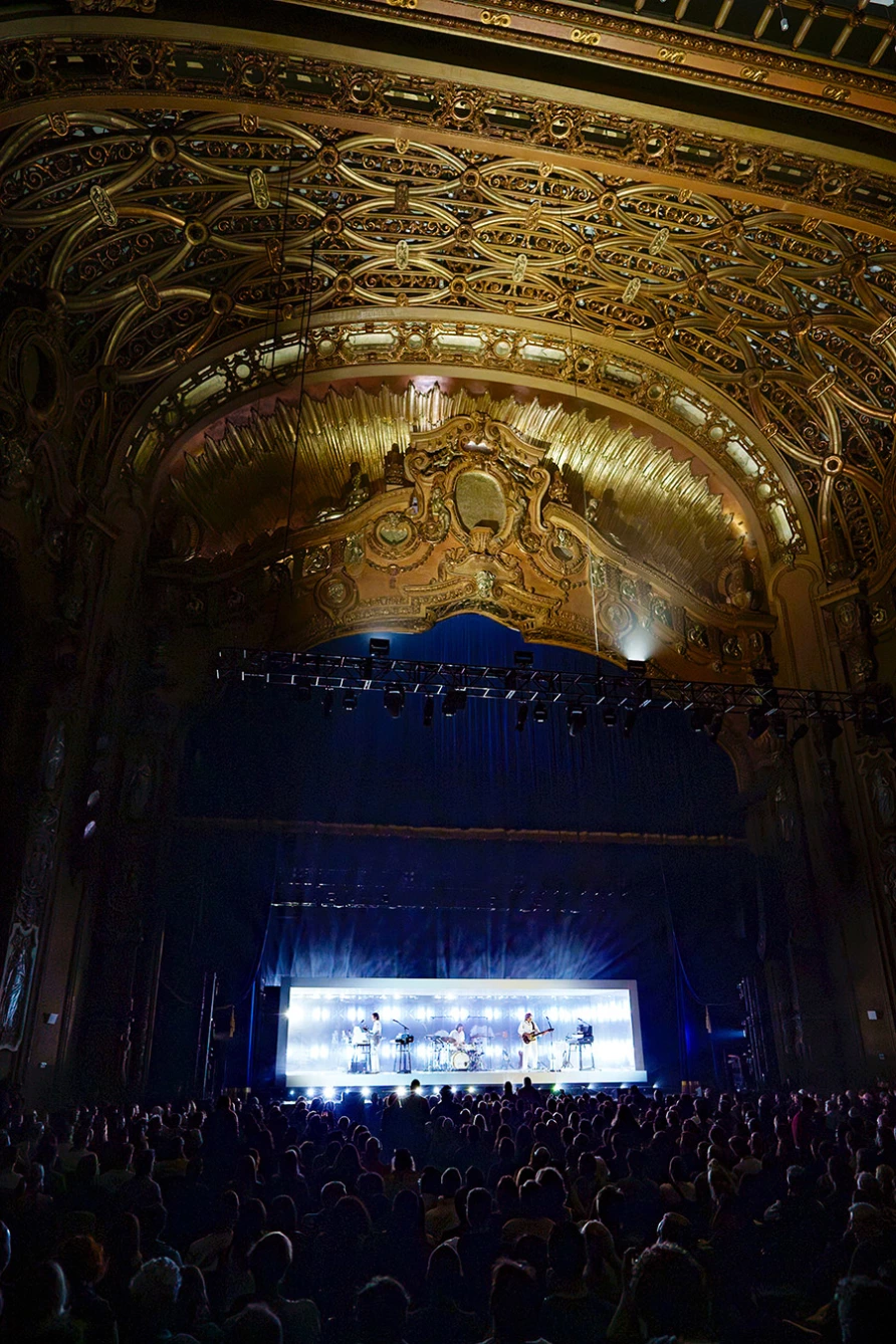 Air at Brooklyn Paramount