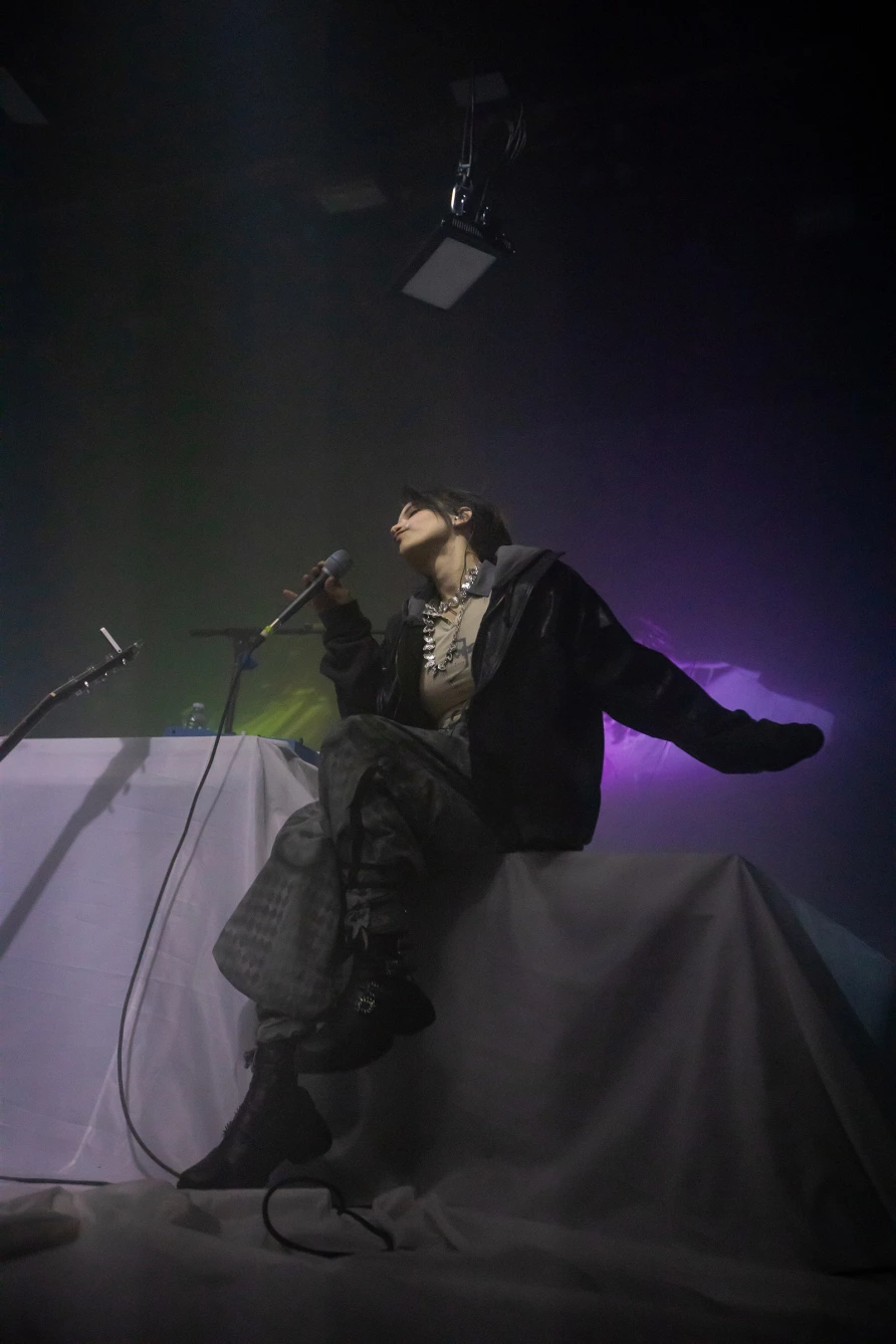 Oklou at Knockdown Center