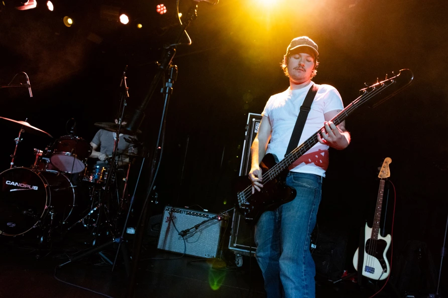 Esposa Trofeo en Le Poisson Rouge