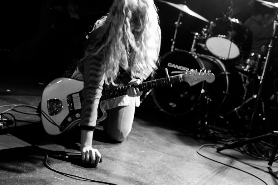 Esposa Trofeo en Le Poisson Rouge