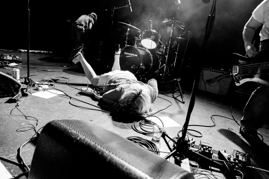 Esposa Trofeo en Le Poisson Rouge