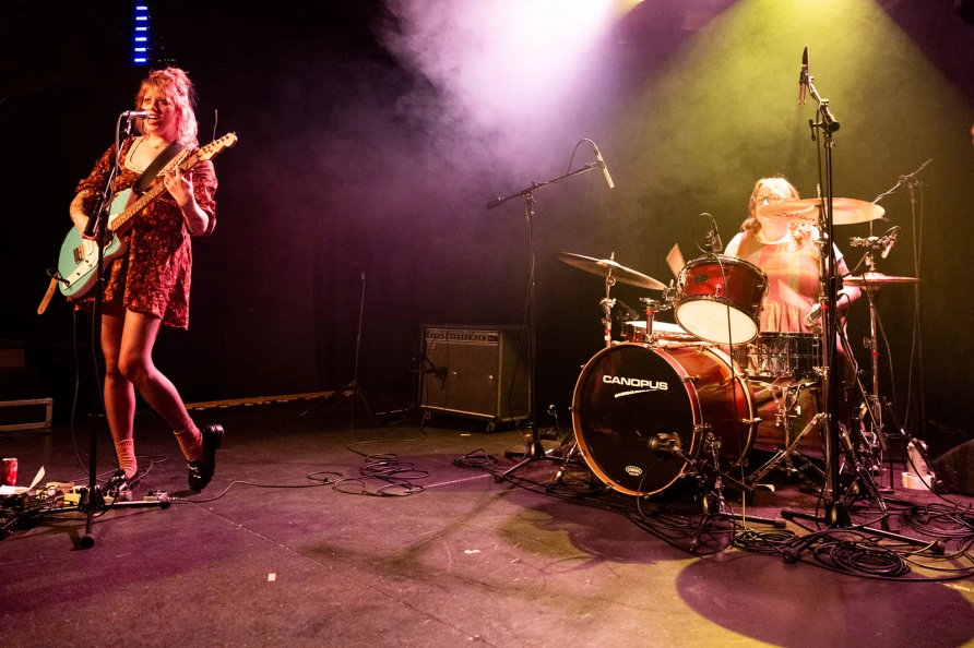 Chicas Vivian en Le Poisson Rouge