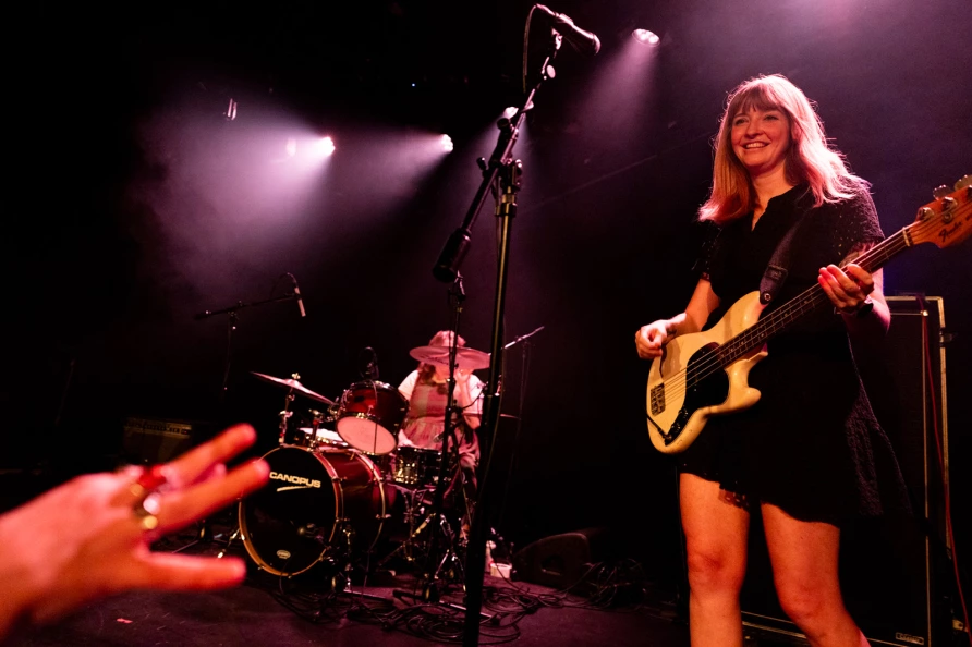 Chicas Vivian en Le Poisson Rouge