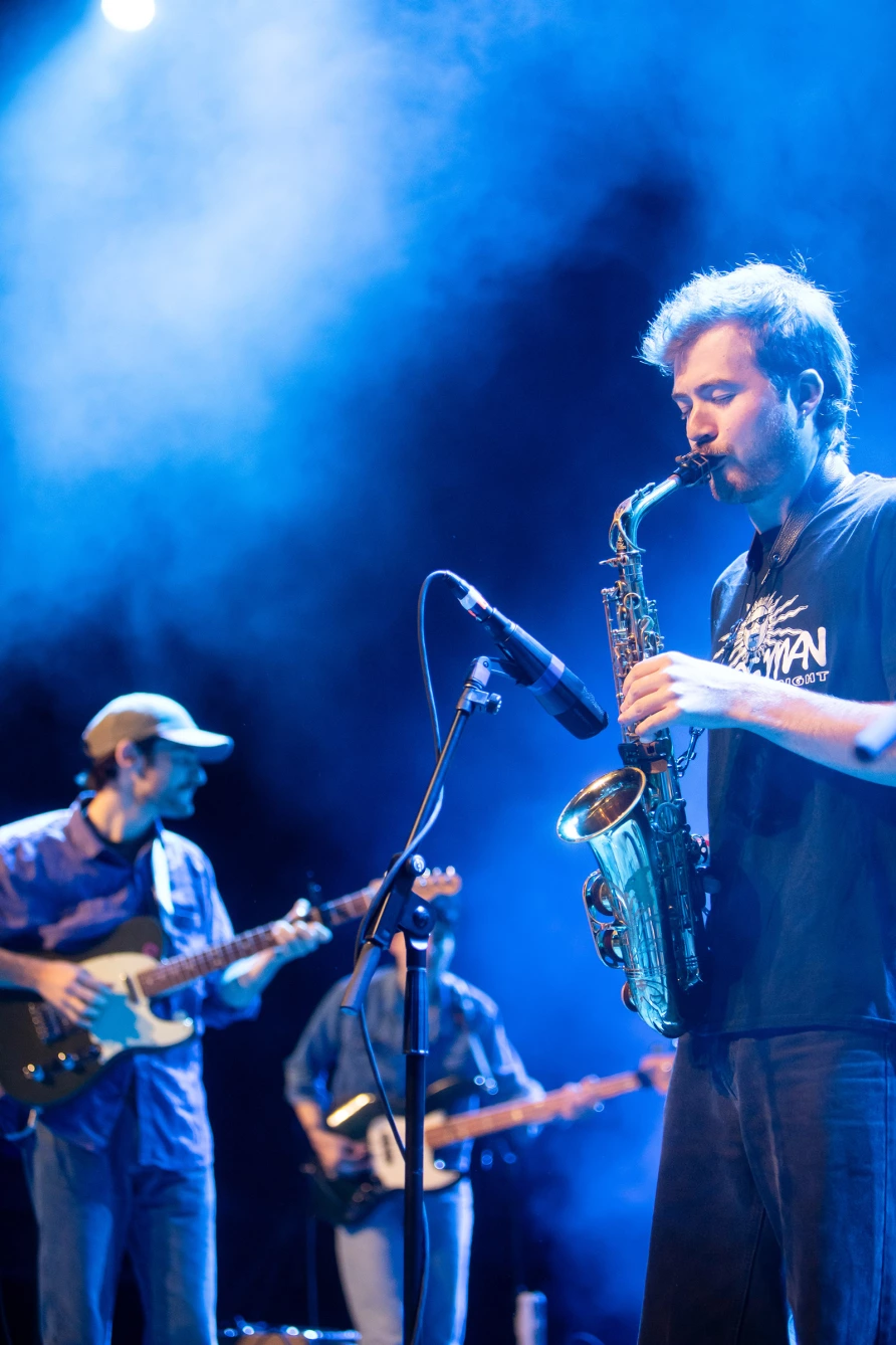 Racing Mount Pleasant at Brooklyn Paramount
