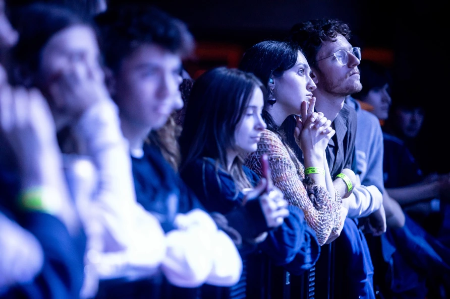 Racing Mount Pleasant at Brooklyn Paramount