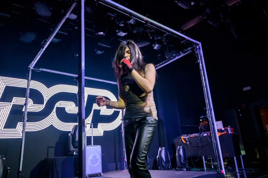 underscores at Warsaw