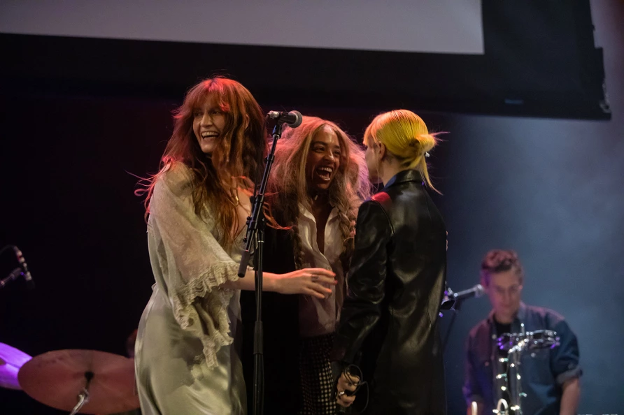 Florence Welch, Kelsey Lu & Hayley Williams at The Ally Coalition Talent Show 2025  at Skirball Center