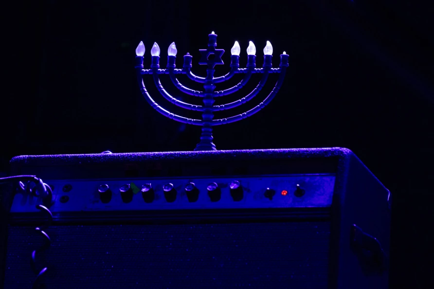  Hanukkah 2025 night 4