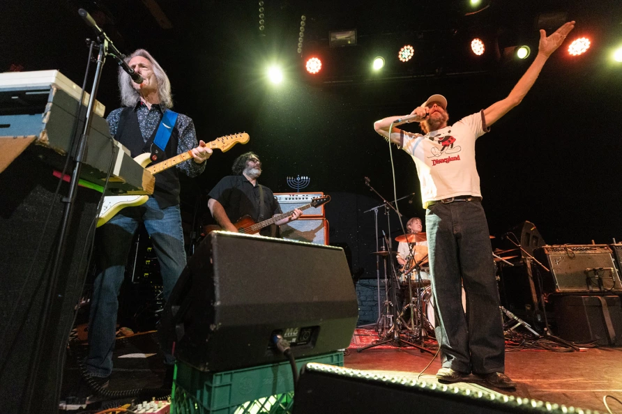 Yo La Tengo with with Lenny Kaye & Bonnie "Prince" Billy at Bowery Ballroom: Hanukkah 2025 night 4