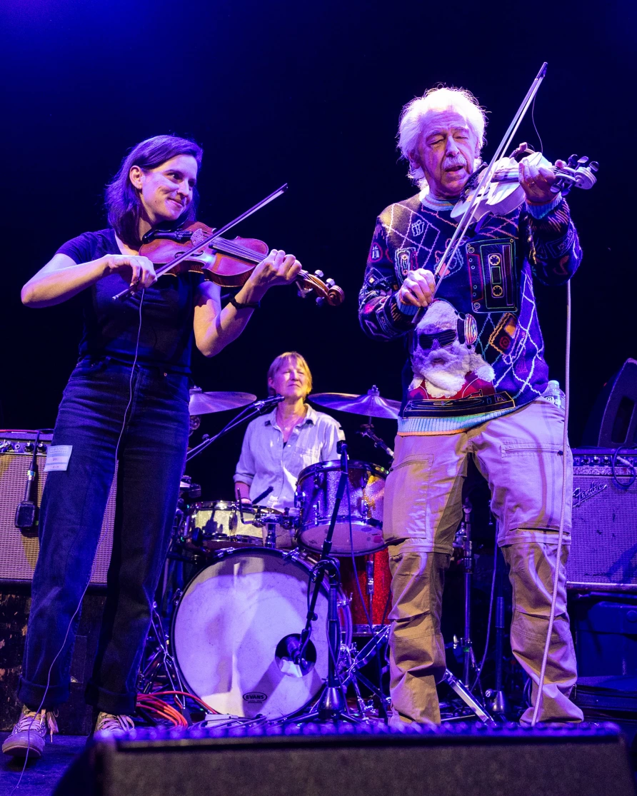 Yo La Tengo with Peter Stampfel and Stephanie Coleman at Bowery Ballroom: Hanukkah 2025 night 6