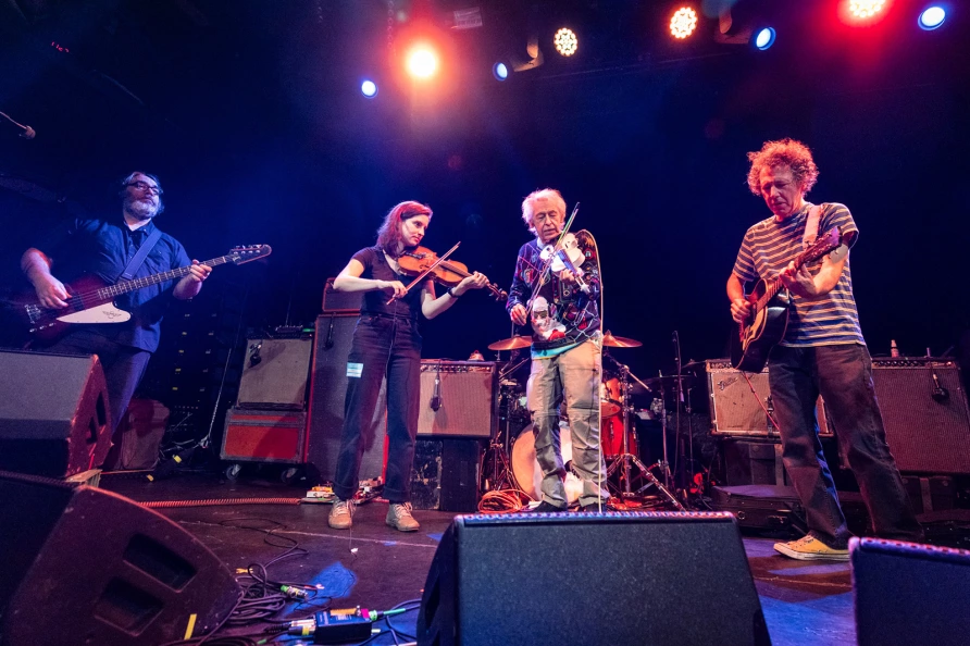 Yo La Tengo with Peter Stampfel and Stephanie Coleman at Bowery Ballroom: Hanukkah 2025 night 6