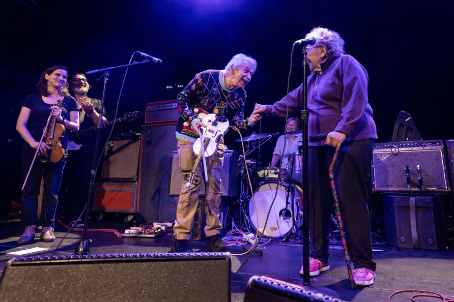Yo La Tengo with Marilyn Kaplan, Peter Stampfel and Stephanie Coleman at Bowery Ballroom: Hanukkah 2025 night 6