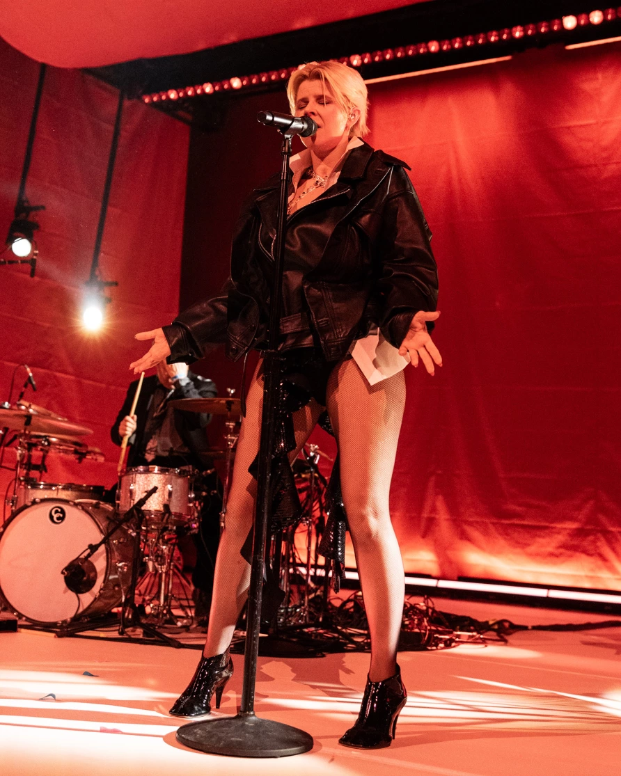 Robyn at Brooklyn Paramount