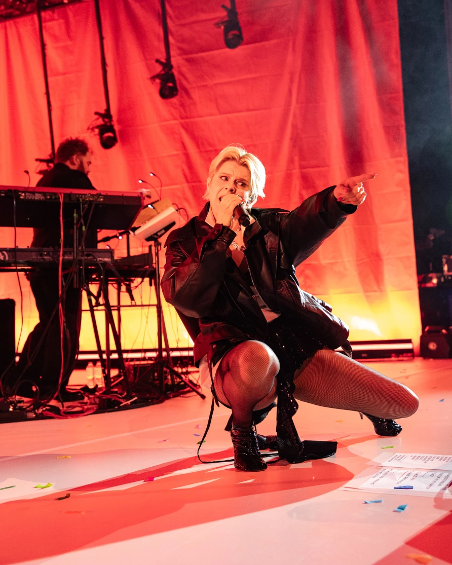 Robyn at Brooklyn Paramount