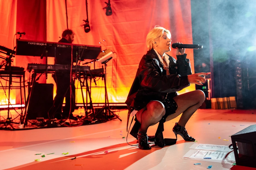 Robyn at Brooklyn Paramount