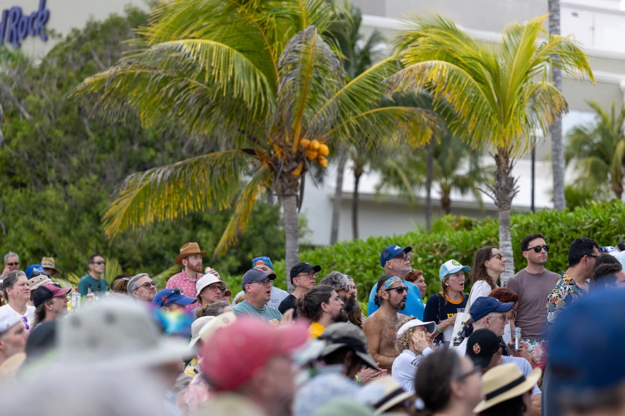 Golden Smog at Sky Blue Sky 2026