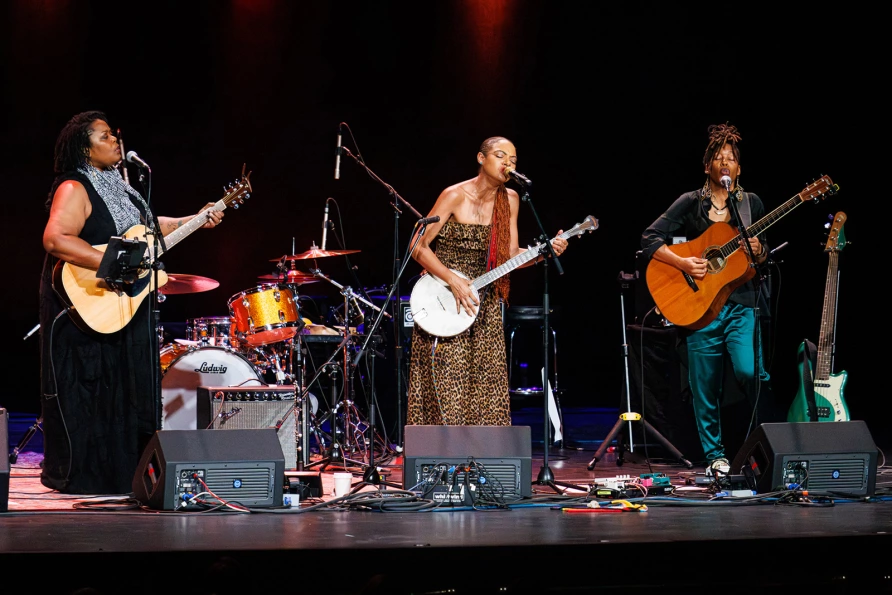 Allison Russell at Beacon Theatre