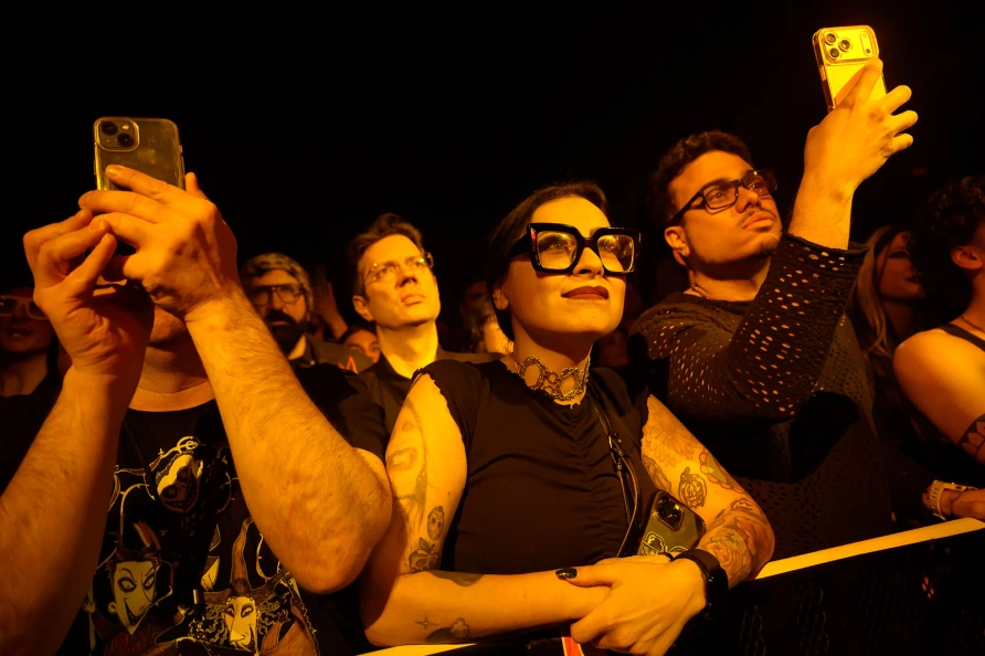 Peaches at Knockdown Center