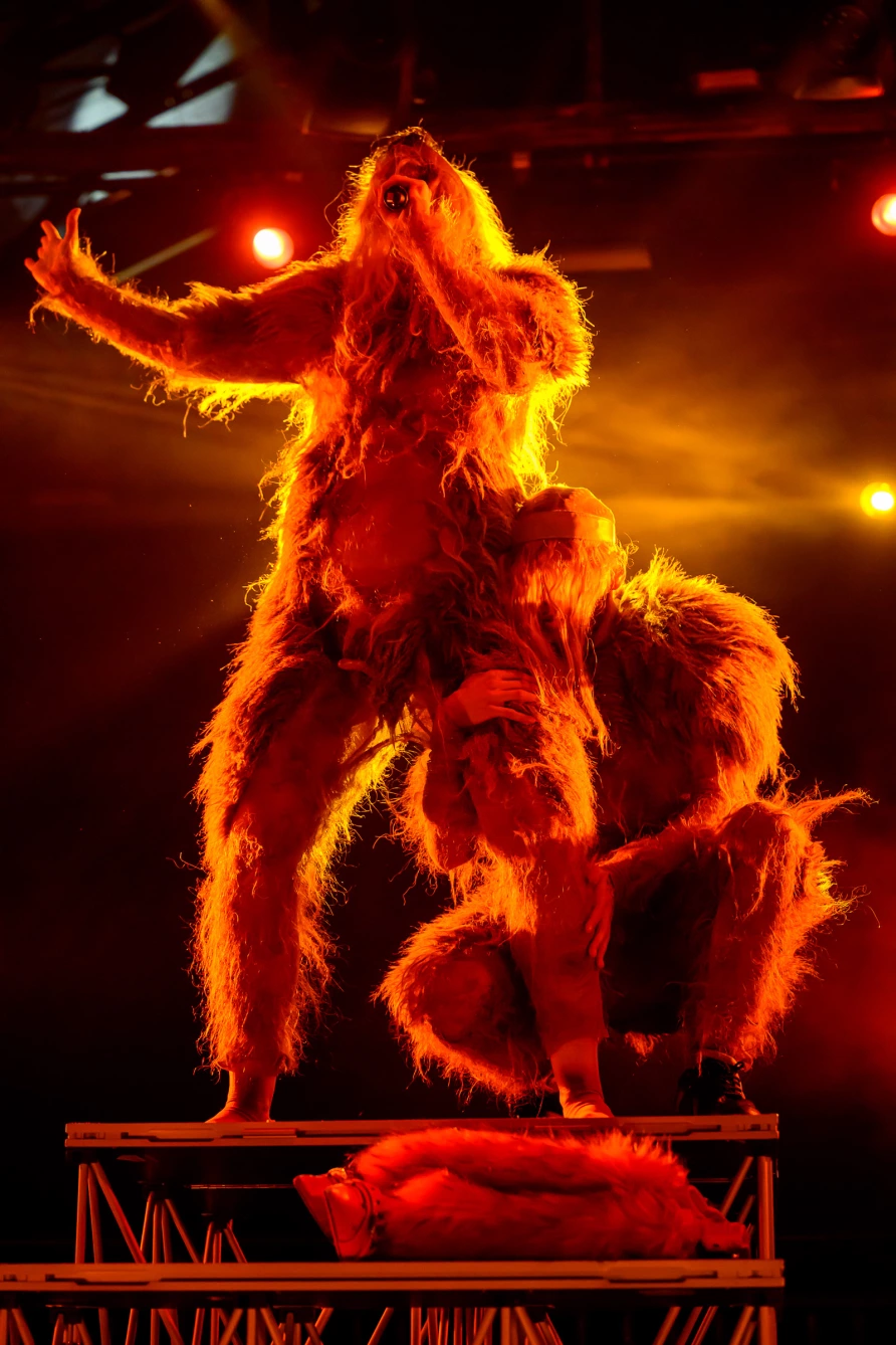 Peaches at Knockdown Center