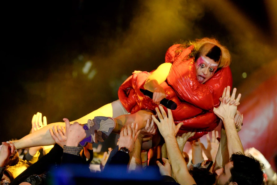 Peaches at Knockdown Center