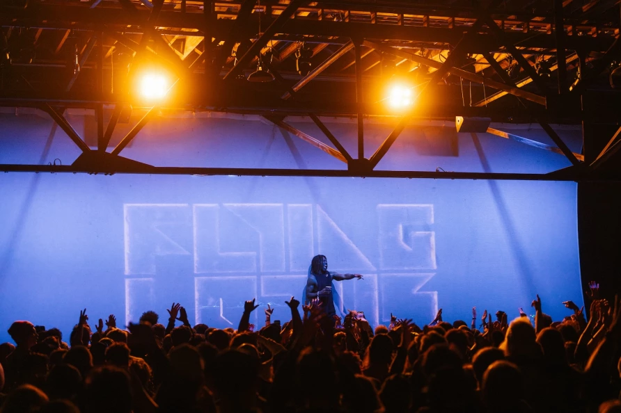 Flying Lotus_Andy Feliu_BE26-4