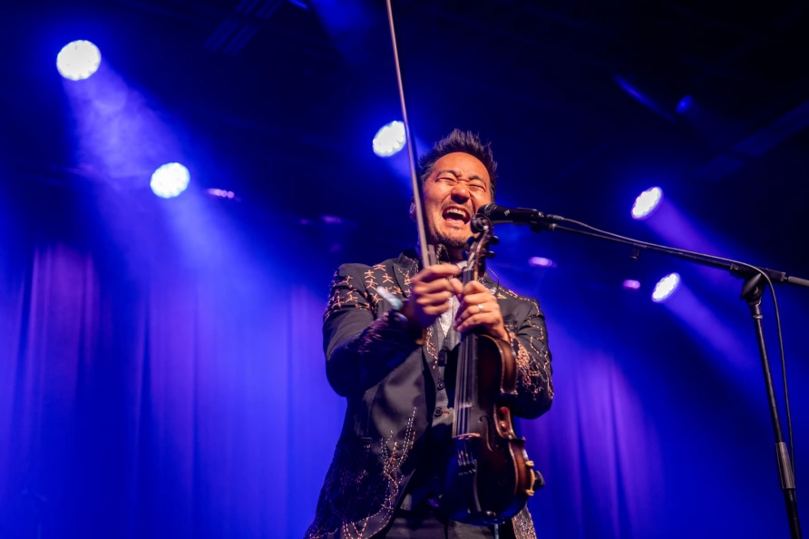 KishiBashi_TarynFerro_BE26 -1