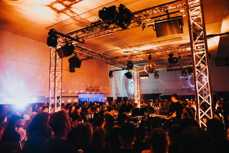 SMLXL_Thurs_AshliLinkous_BE26-4