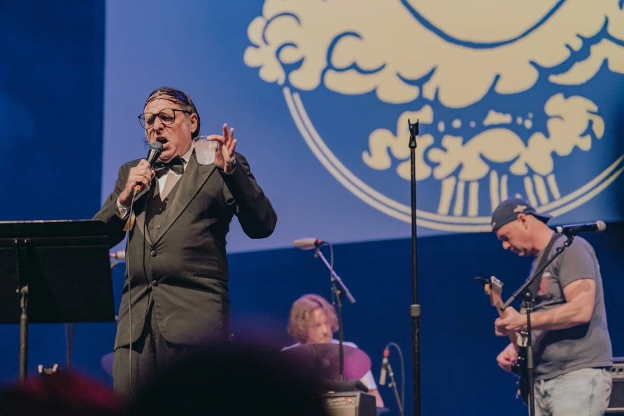 TimHeidecker_cstewart_be26-3