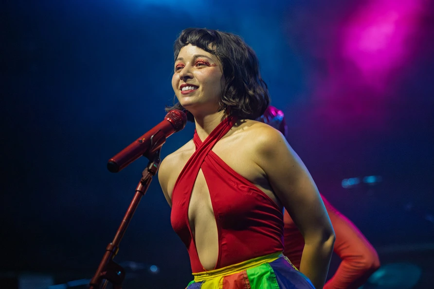 Gelli Haha at Schubas