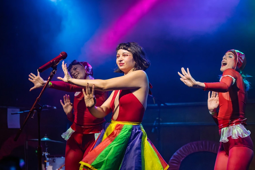 Gelli Haha at Schubas