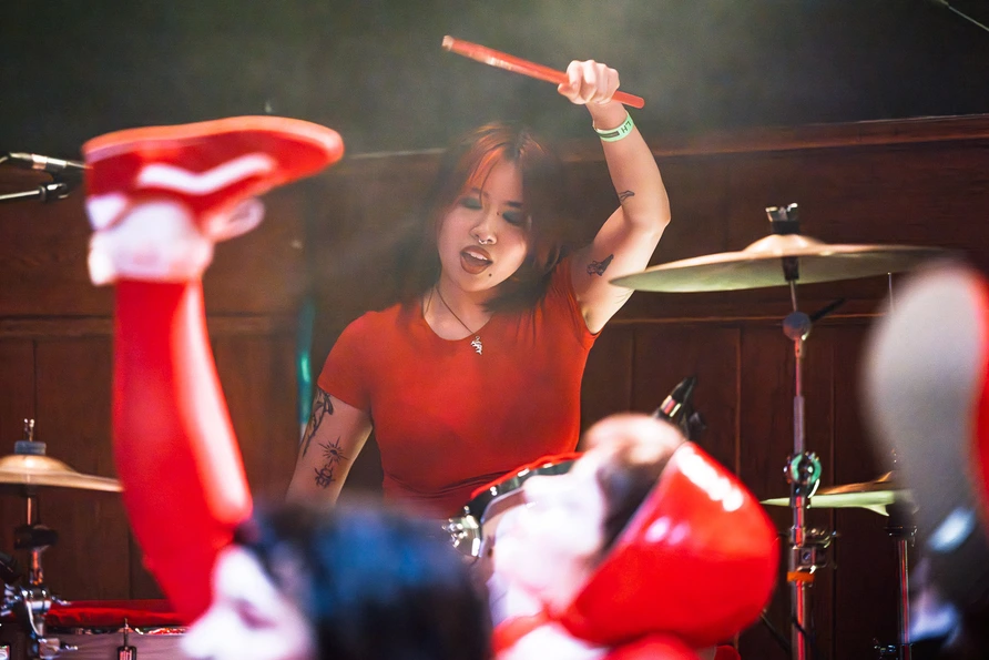 Gelli Haha at Schubas