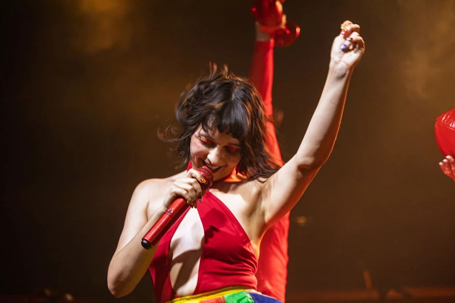 Gelli Haha at Schubas