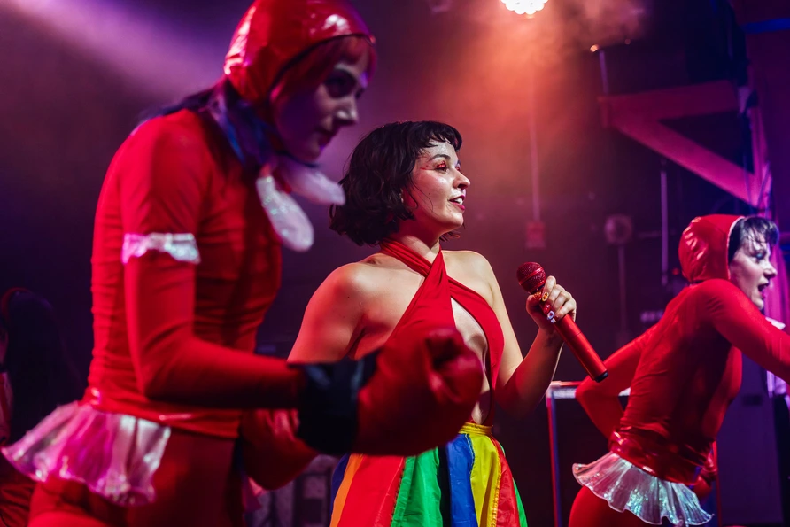 Gelli Haha at Schubas