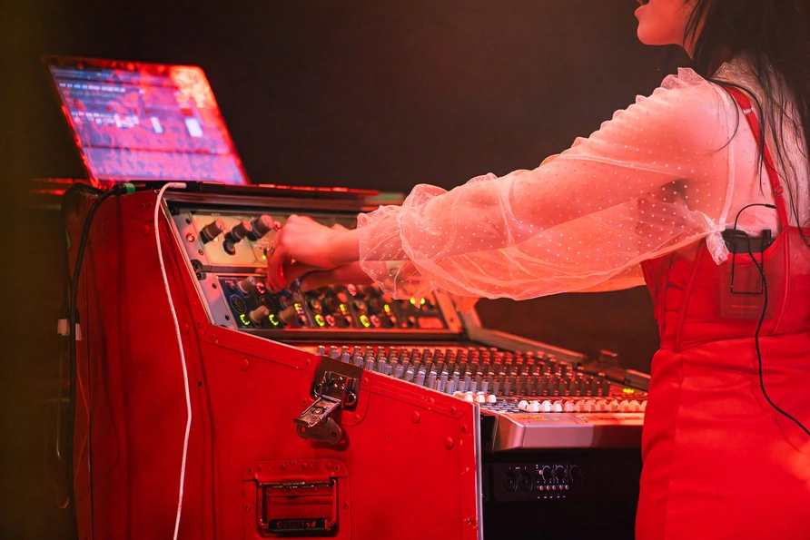 Gelli Haha at Schubas