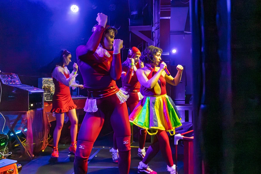 Gelli Haha at Schubas