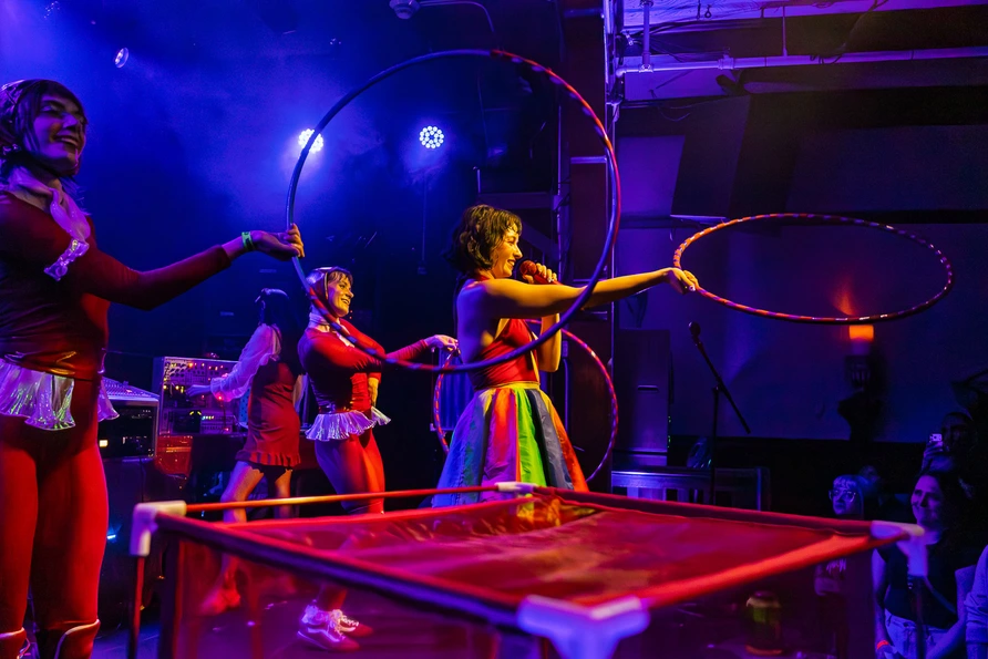 Gelli Haha at Schubas