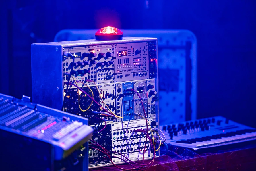 Gelli Haha at Schubas