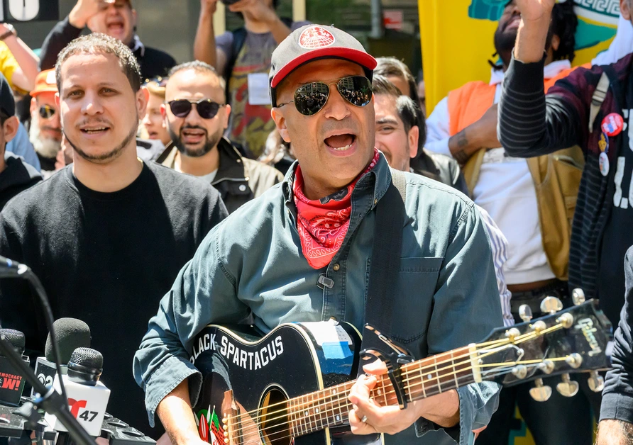 Tom Morello at Hands of NYC Rally at 26 Federal Plaza