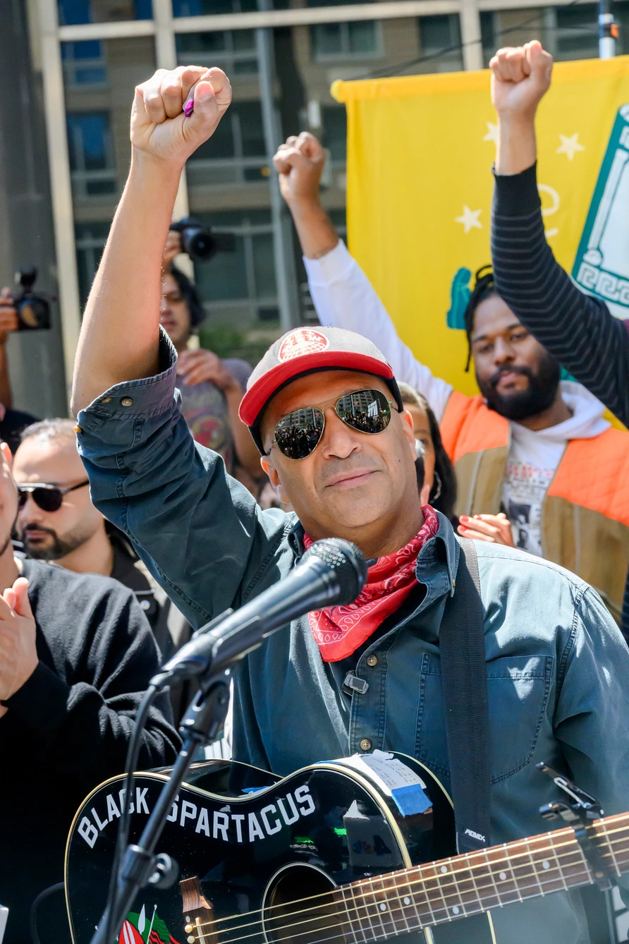 Tom Morello at Hands of NYC Rally at 26 Federal Plaza