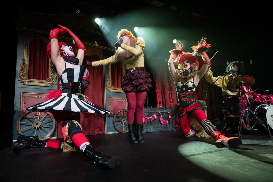 Haute and Freddy at Warsaw