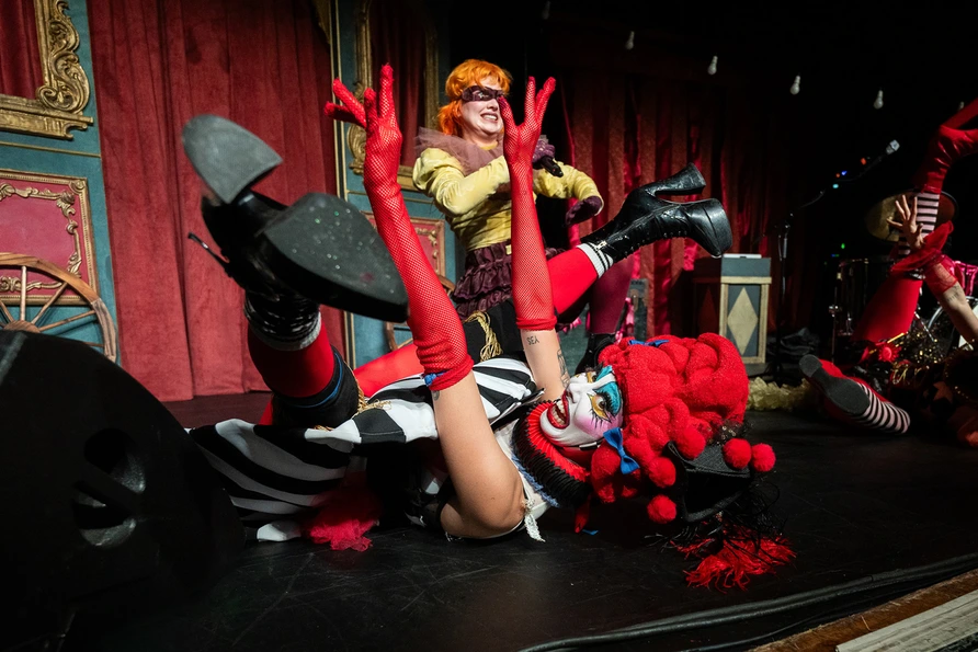 Haute and Freddy at Warsaw