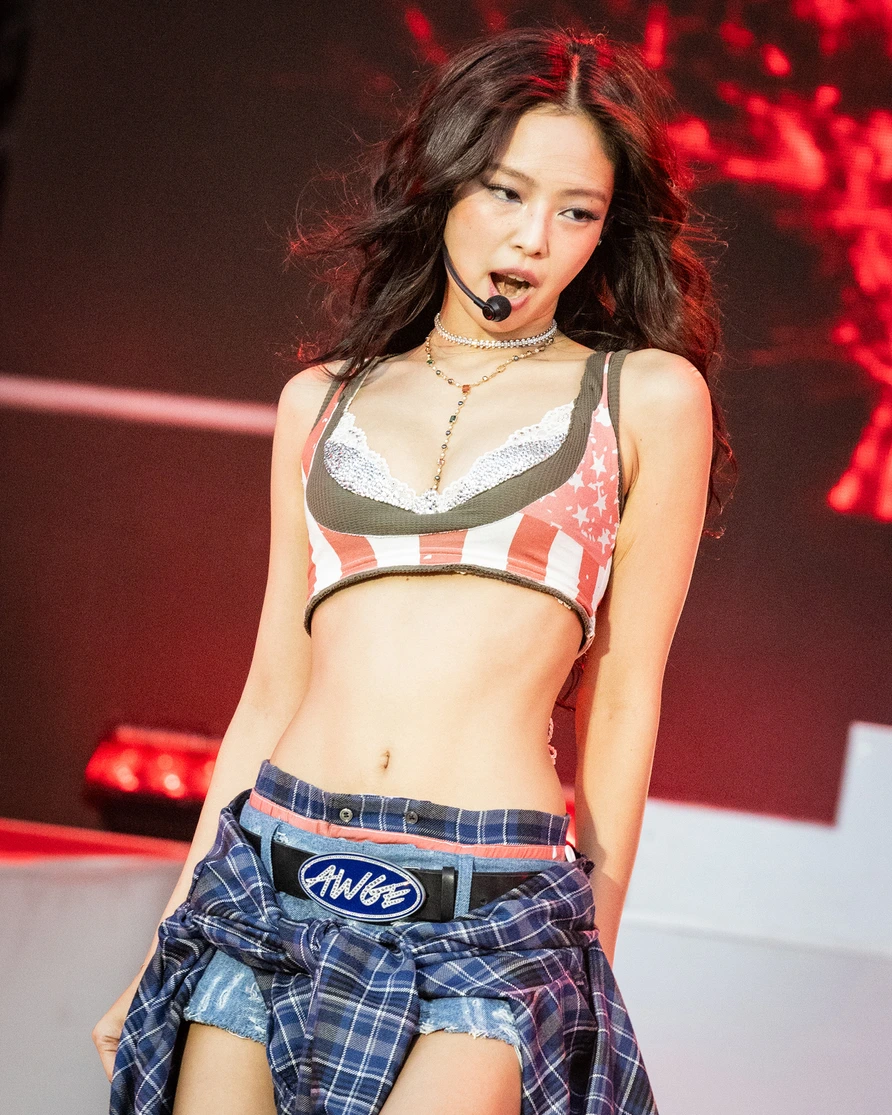 Jennie at Governors Ball 2026